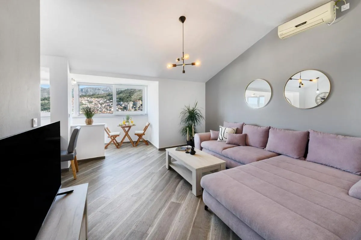 Image 2 of Apartment Antonija With Sea View