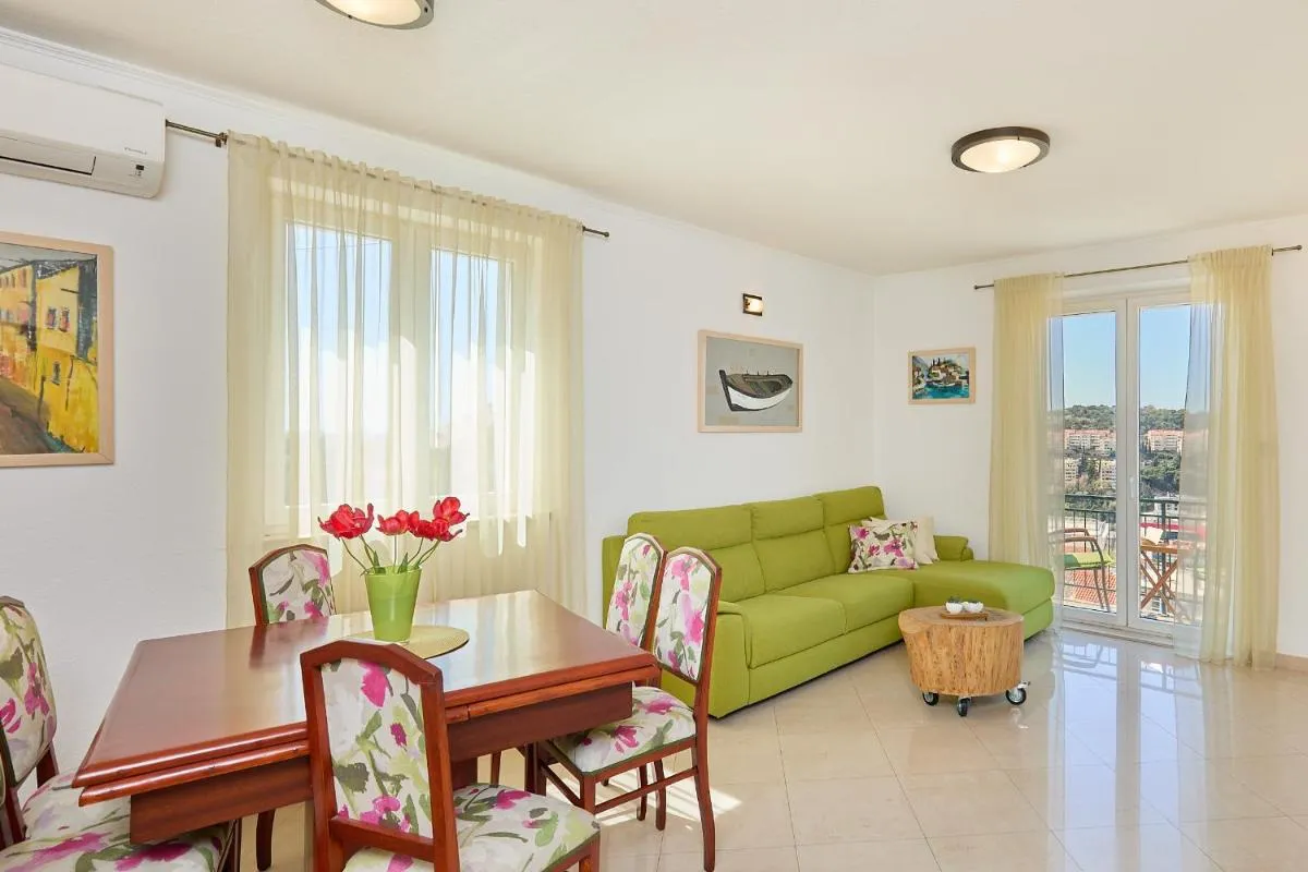 Image 3 of Apartment Harmony – Free parking