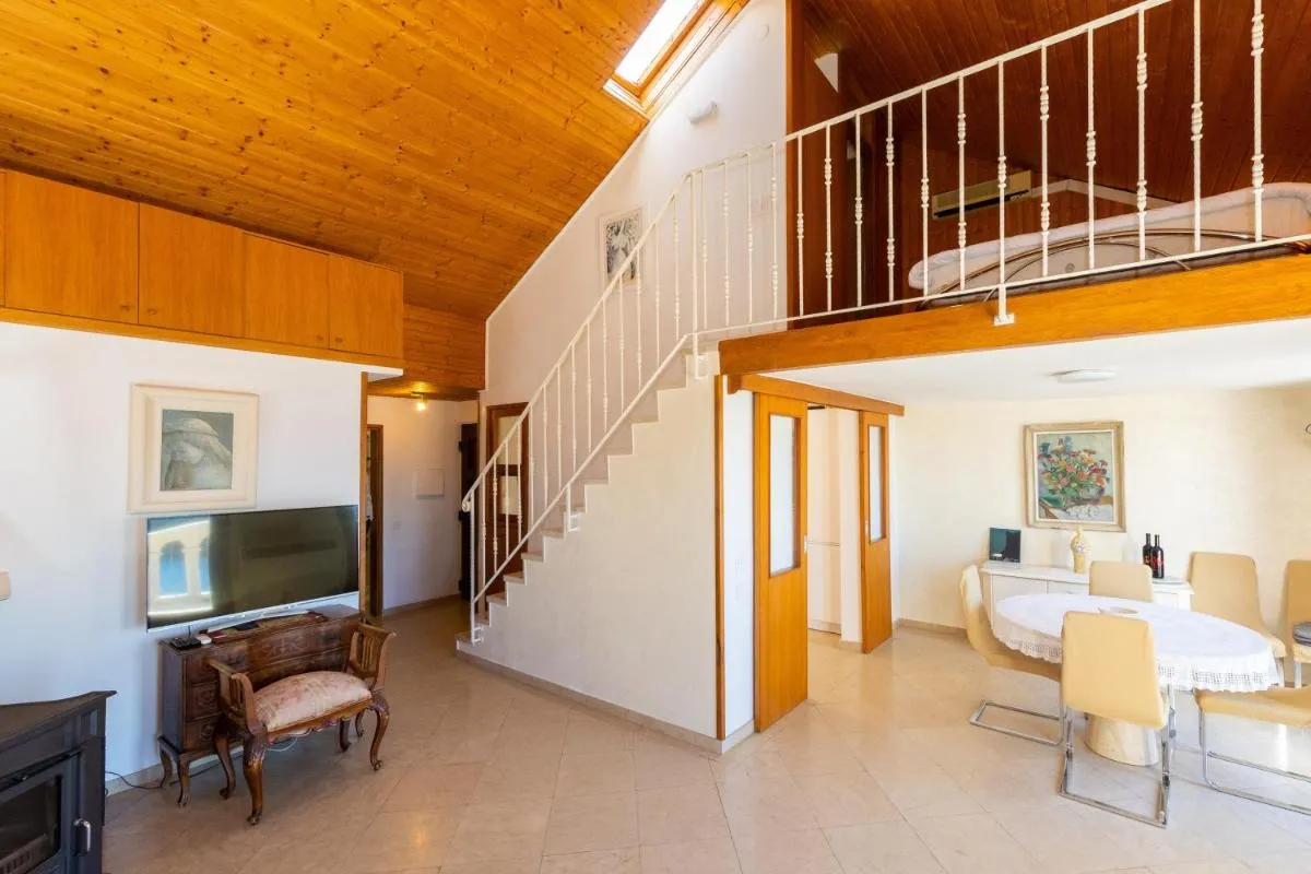 Image 4 of Apartment Kekia