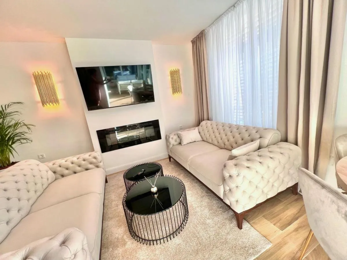 Image 2 of Apartment Velvet – free private garage