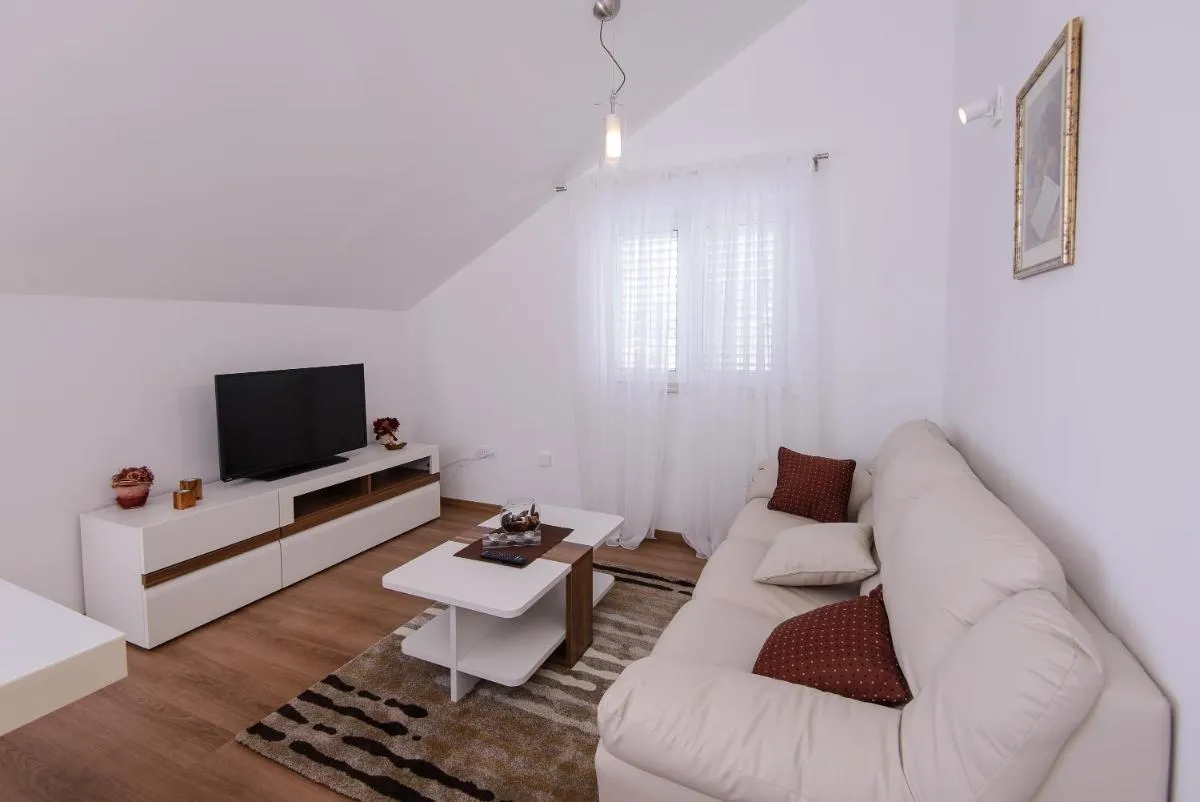 Image 4 of Apartment Violeta 2 with parking