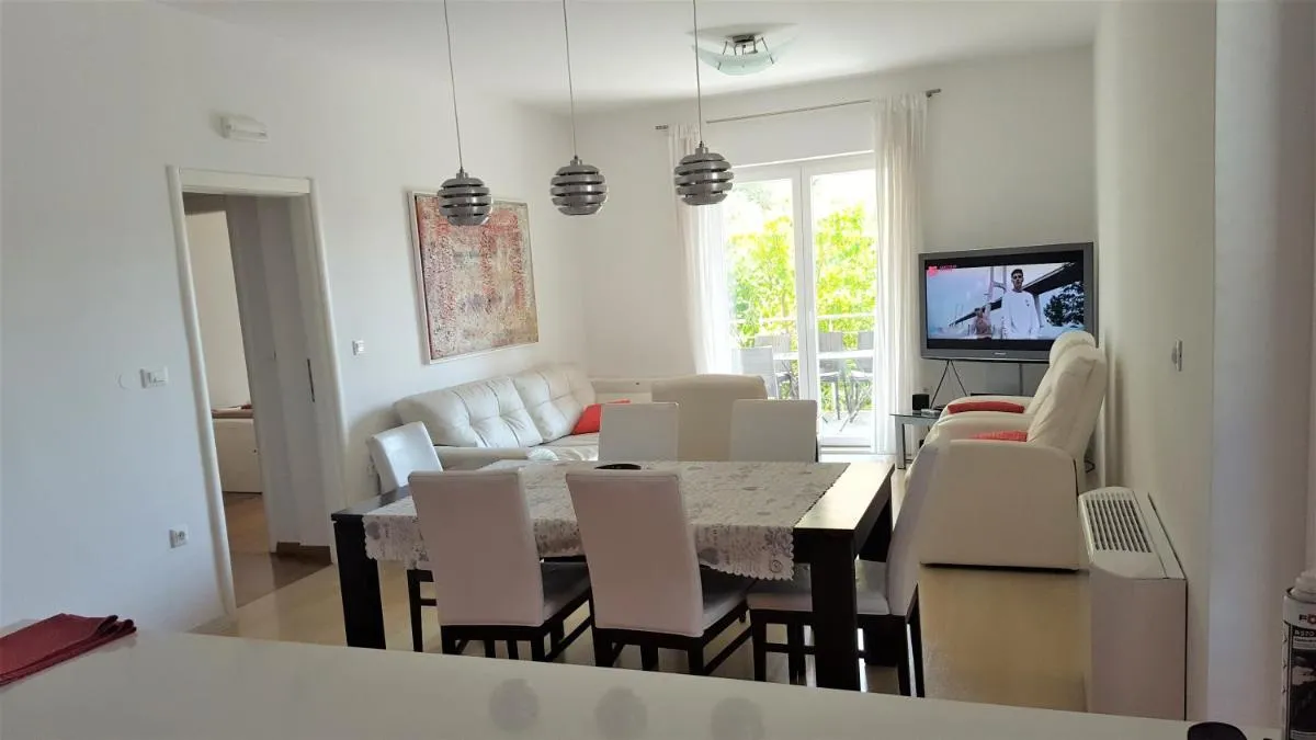 Image 1 of Apartments Laus