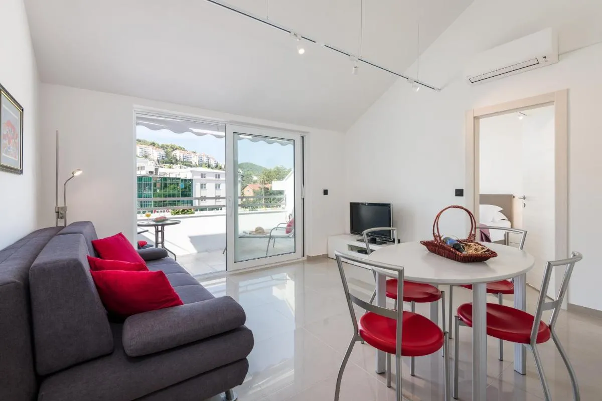 Image 2 of Apartments Marando