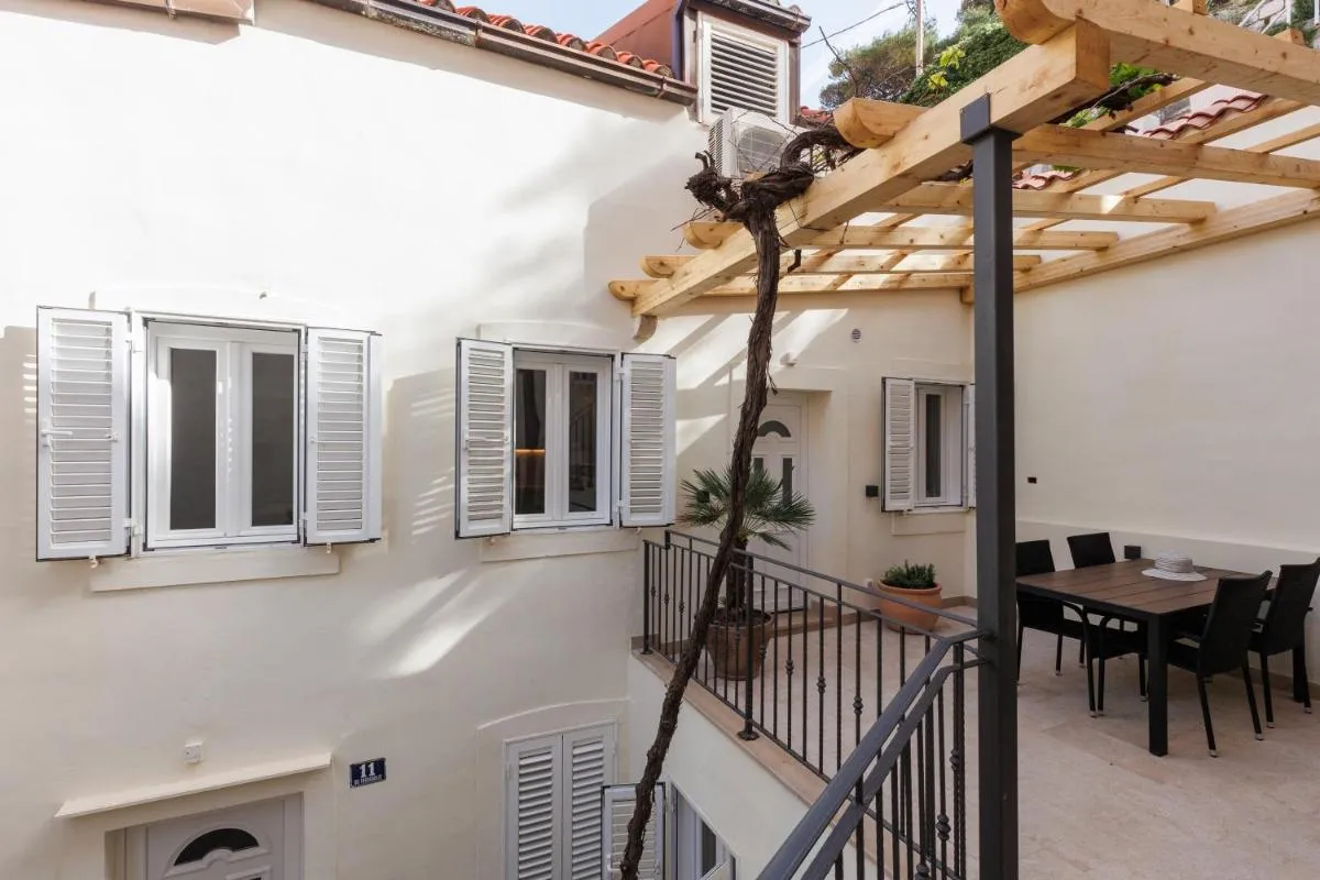 Image 1 of Apartments Odin