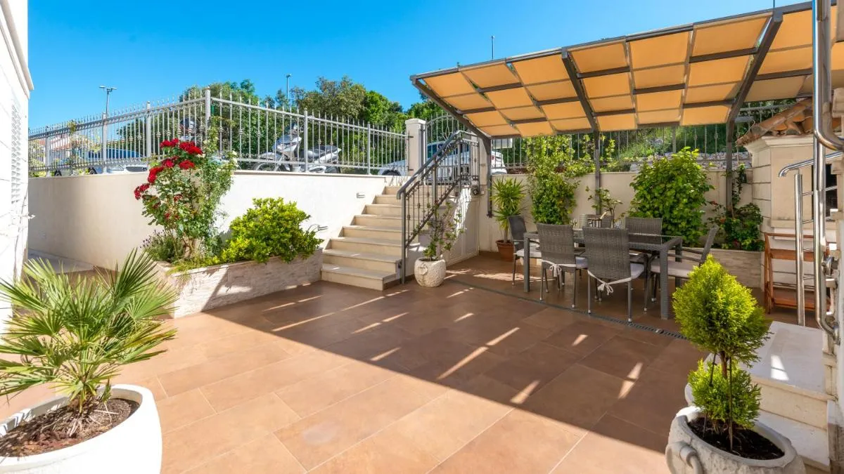 Image 6 of Apartments Sandra Solitudo III