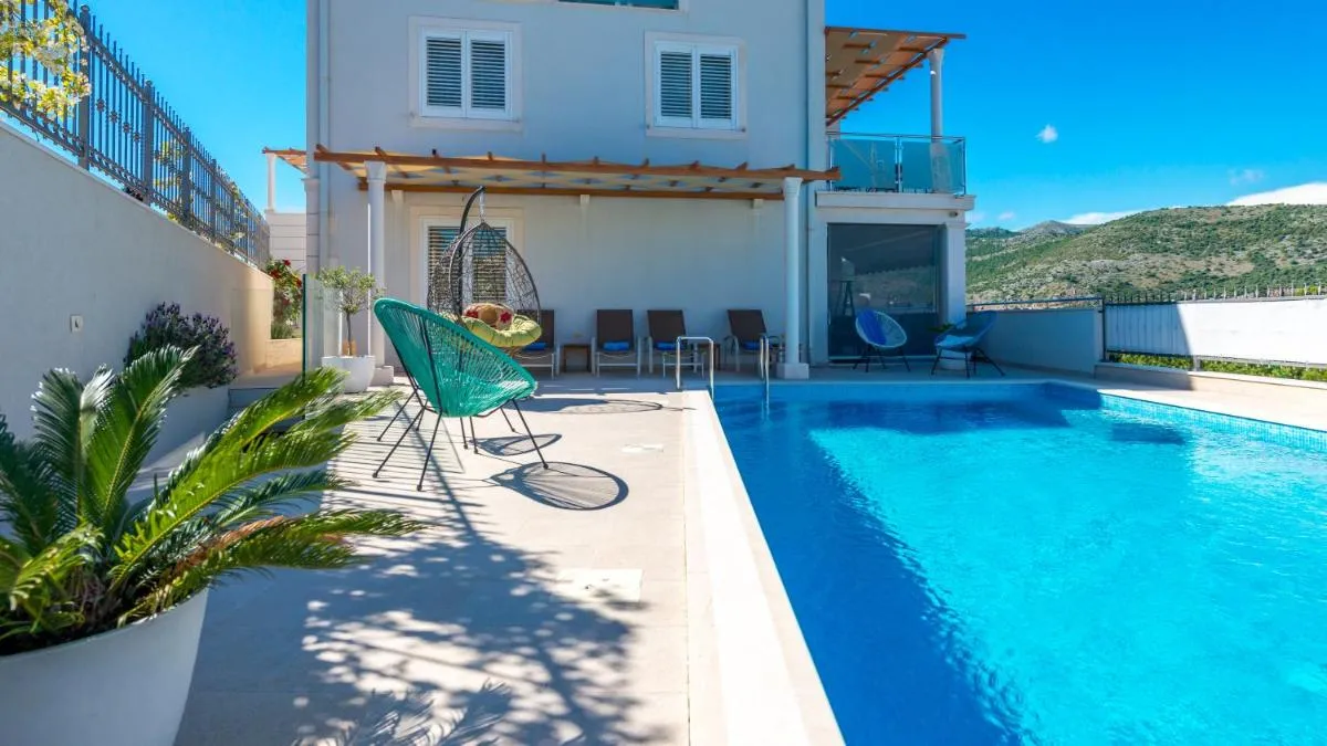 Image 3 of Apartments Sandra Solitudo III