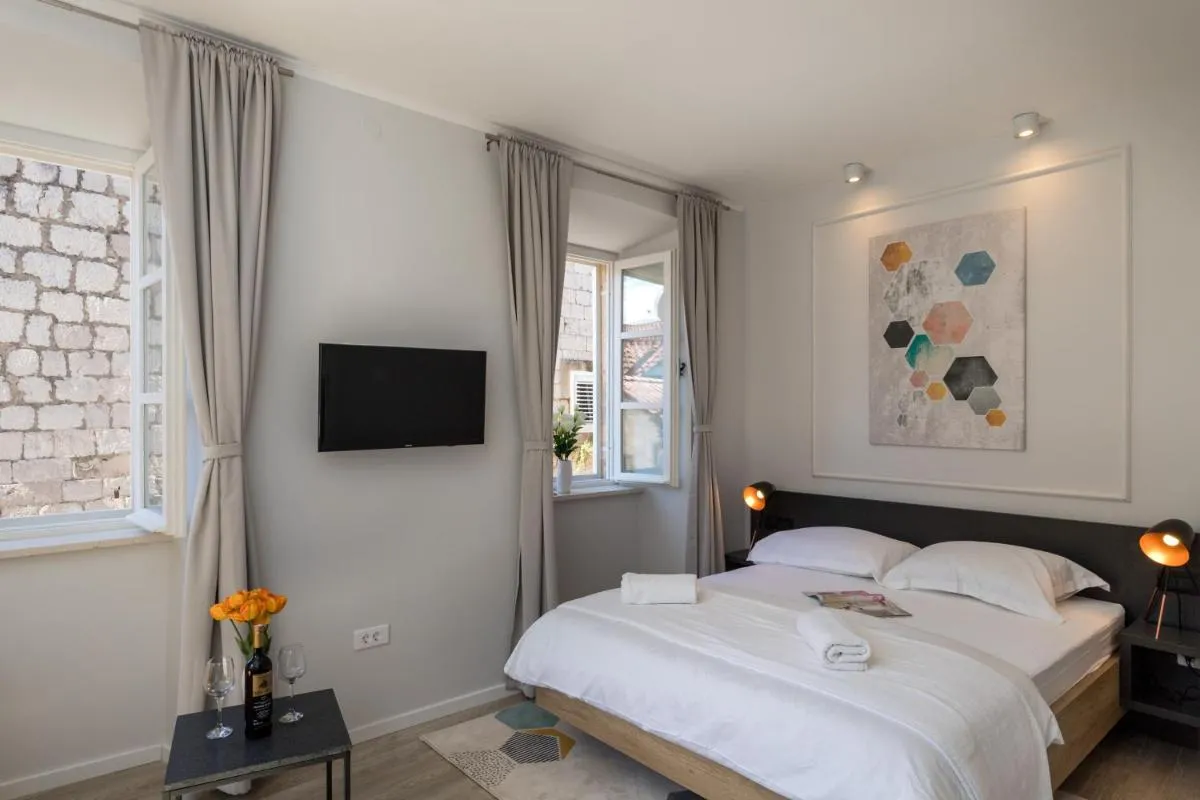 Image 1 of Apartments Urbis