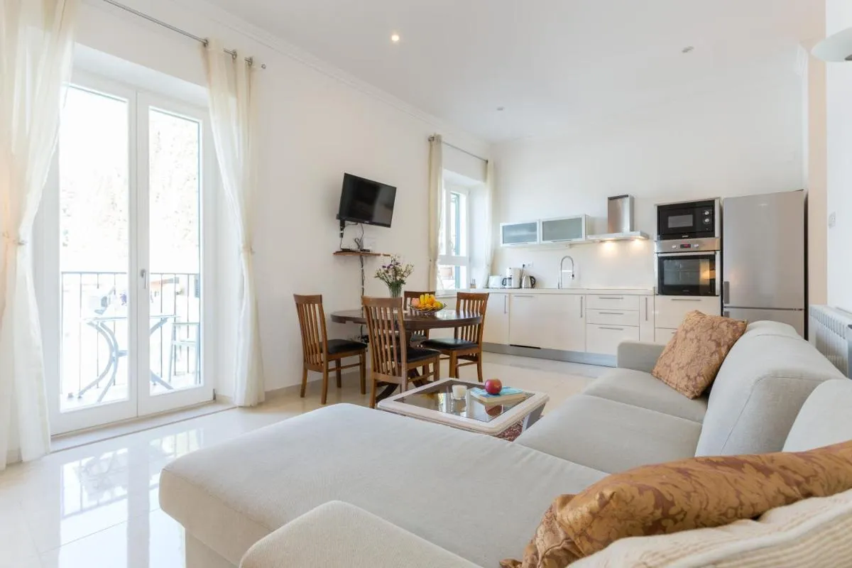 Image 3 of Apartments Villa Victoria 2
