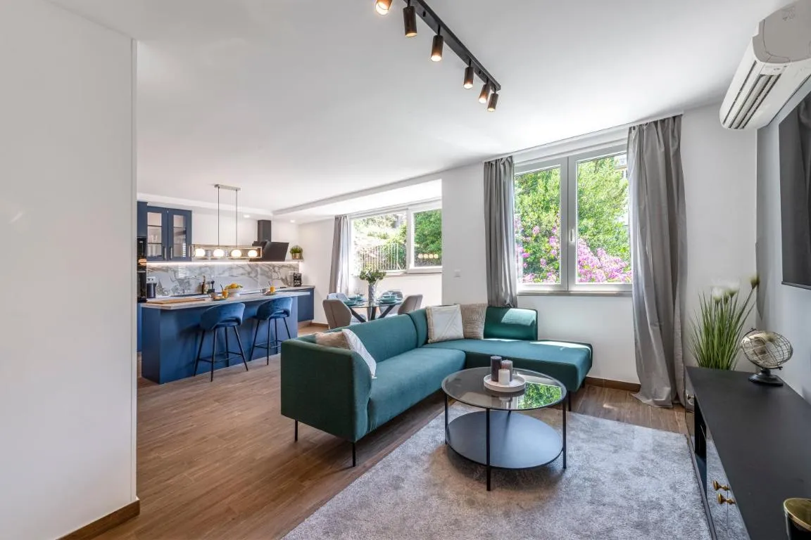 Image of Blue Sky Apartment