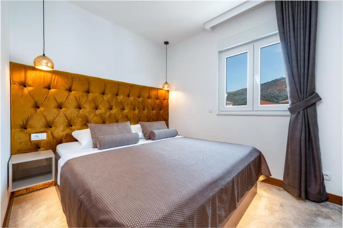 Image 6 of Deluxe Apartment Marangun