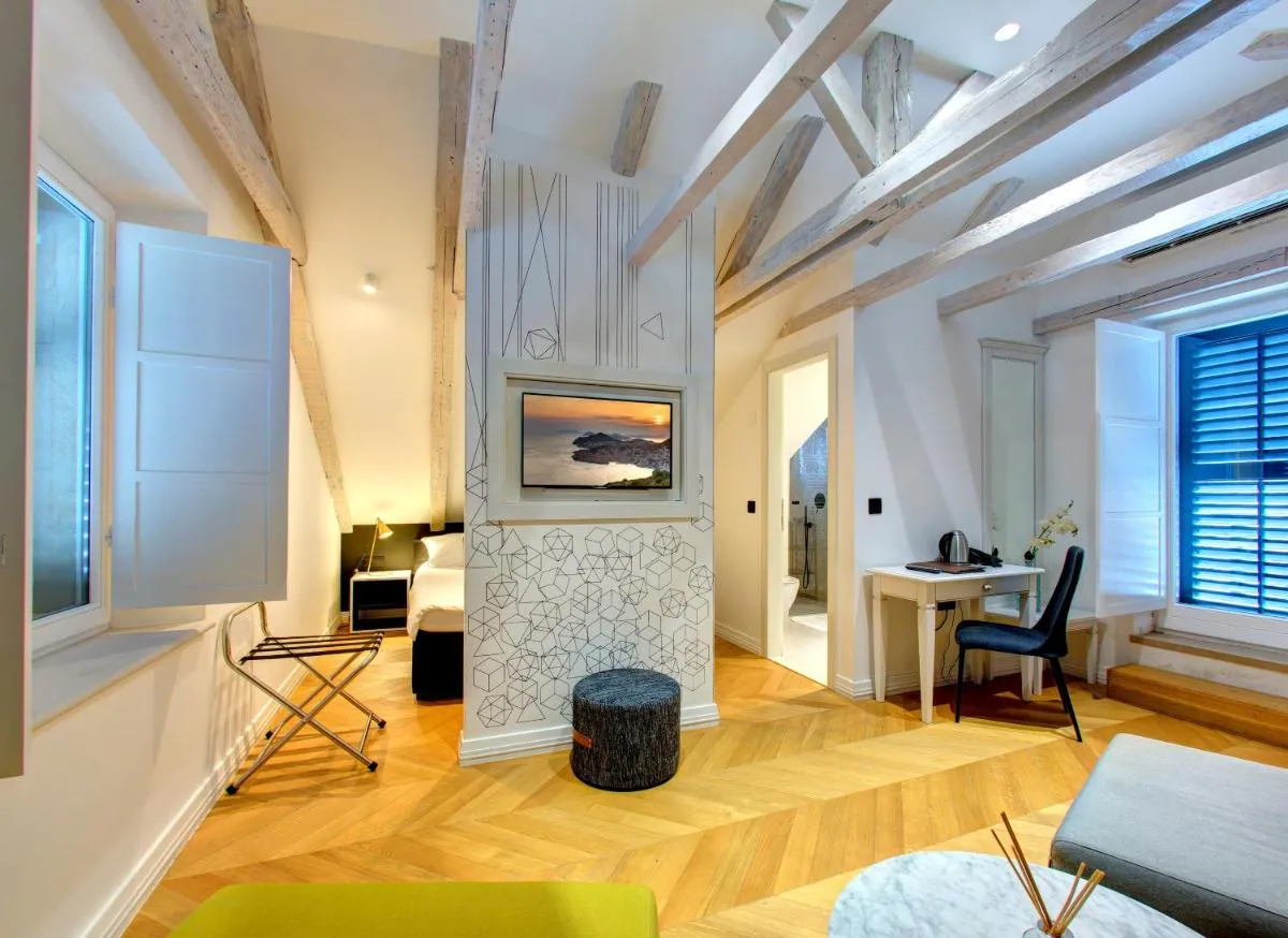 Image 2 of Guest House Forty-Four