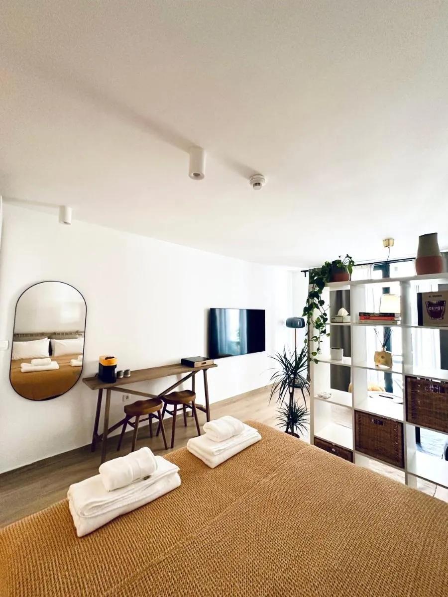 Image 4 of Jamies Self Serviced Luxury Apartments