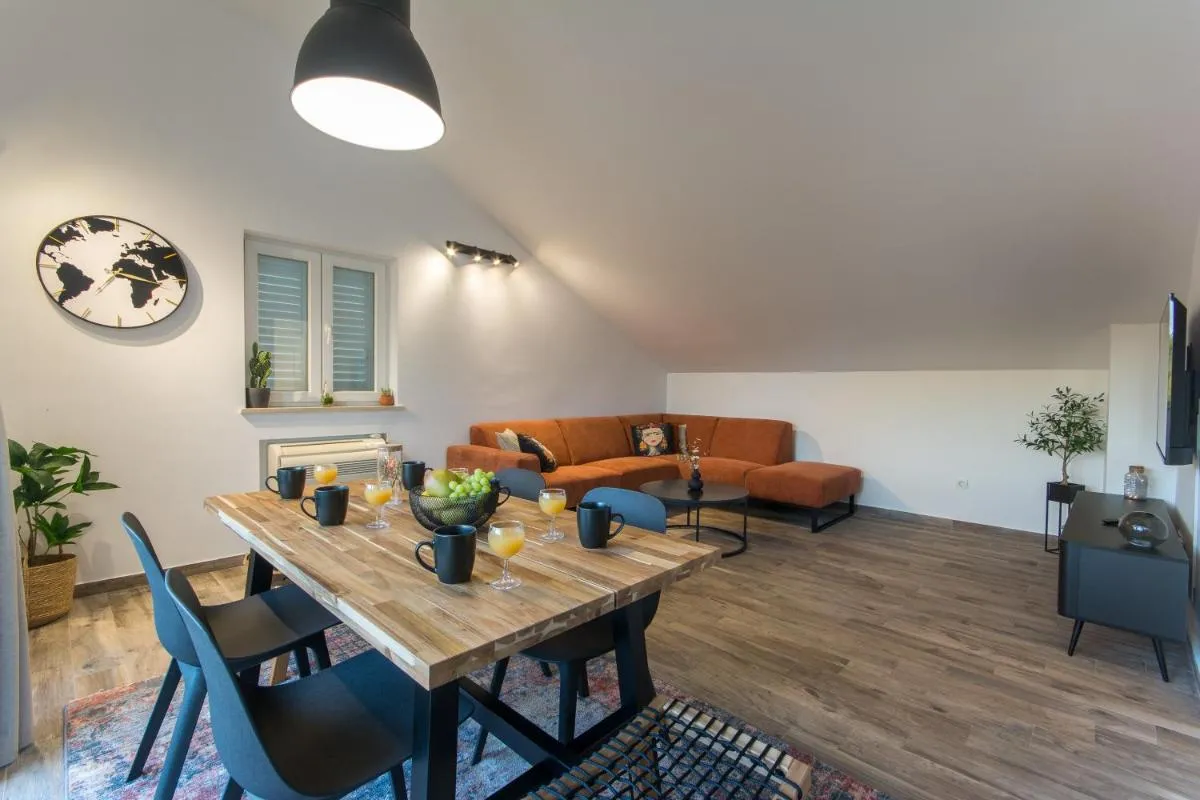 Image 3 of San Salvatore Luxury Penthouse