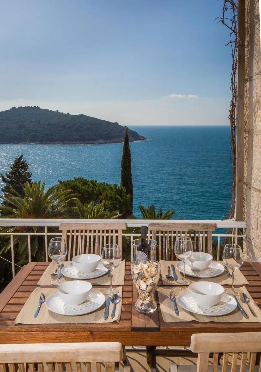 Image 4 of Sea View Apartment Beatrice by Irundo