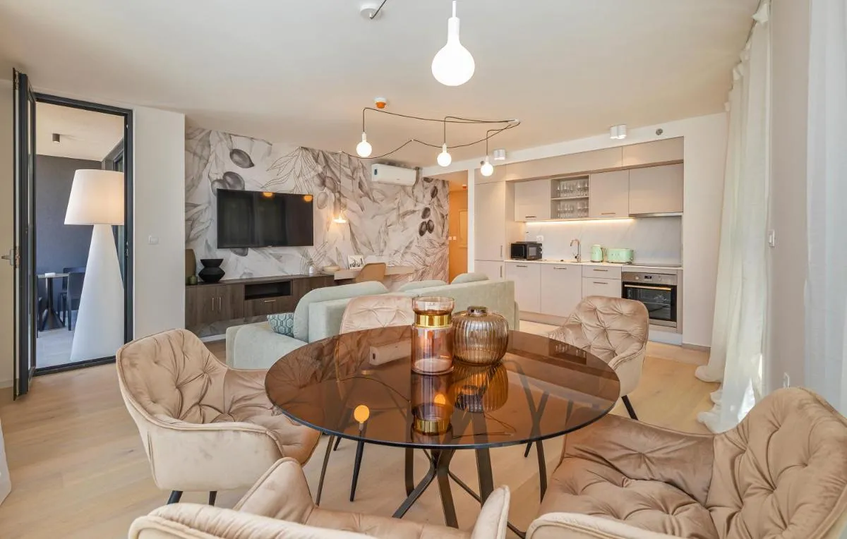 Image of Sunny LOL Port Apartments in the city centre
