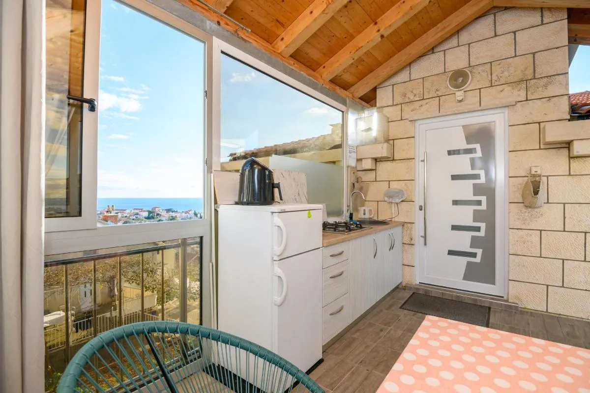 Image 3 of Sunny Rooms