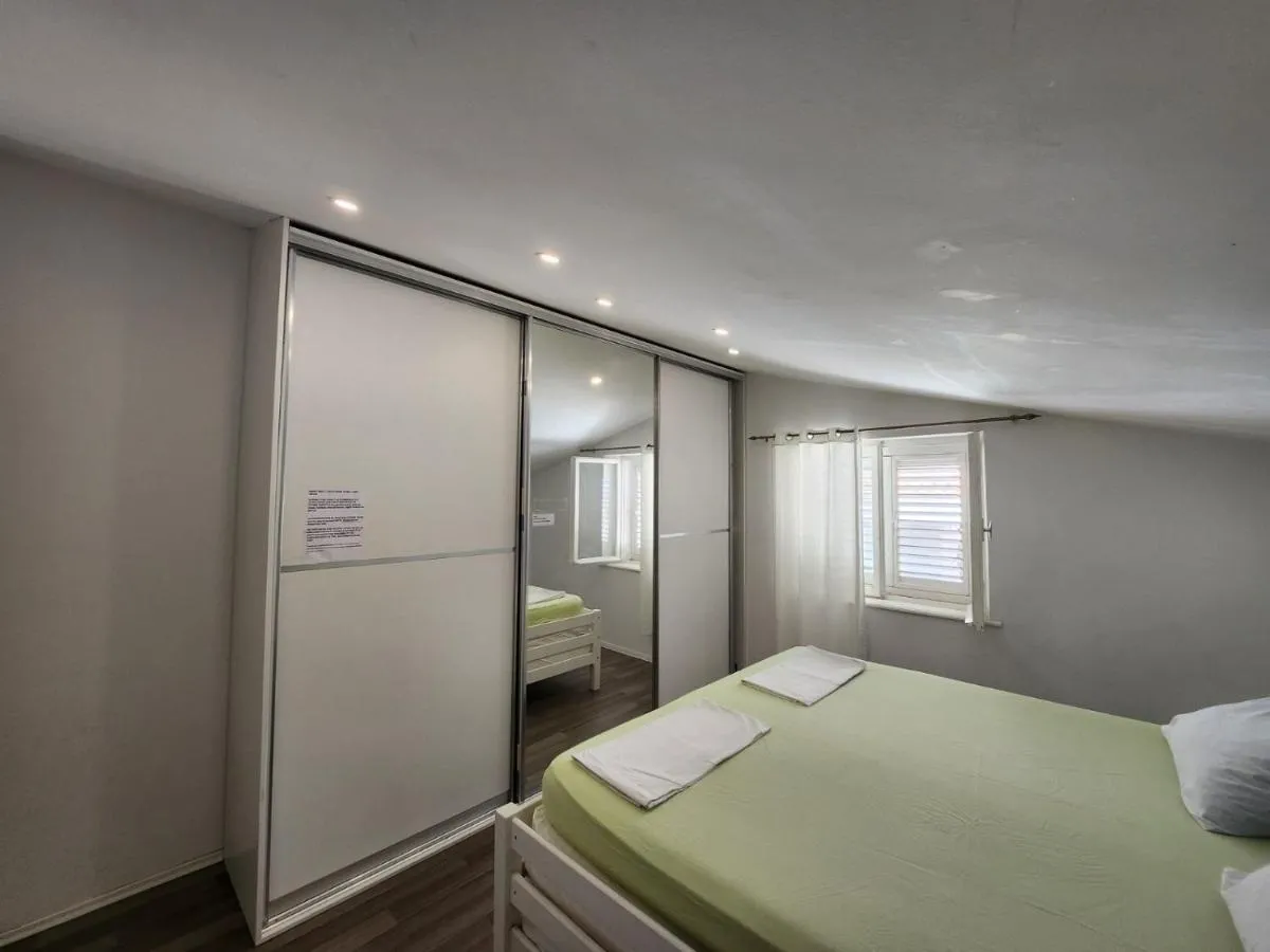 Image 6 of Sunny Rooms