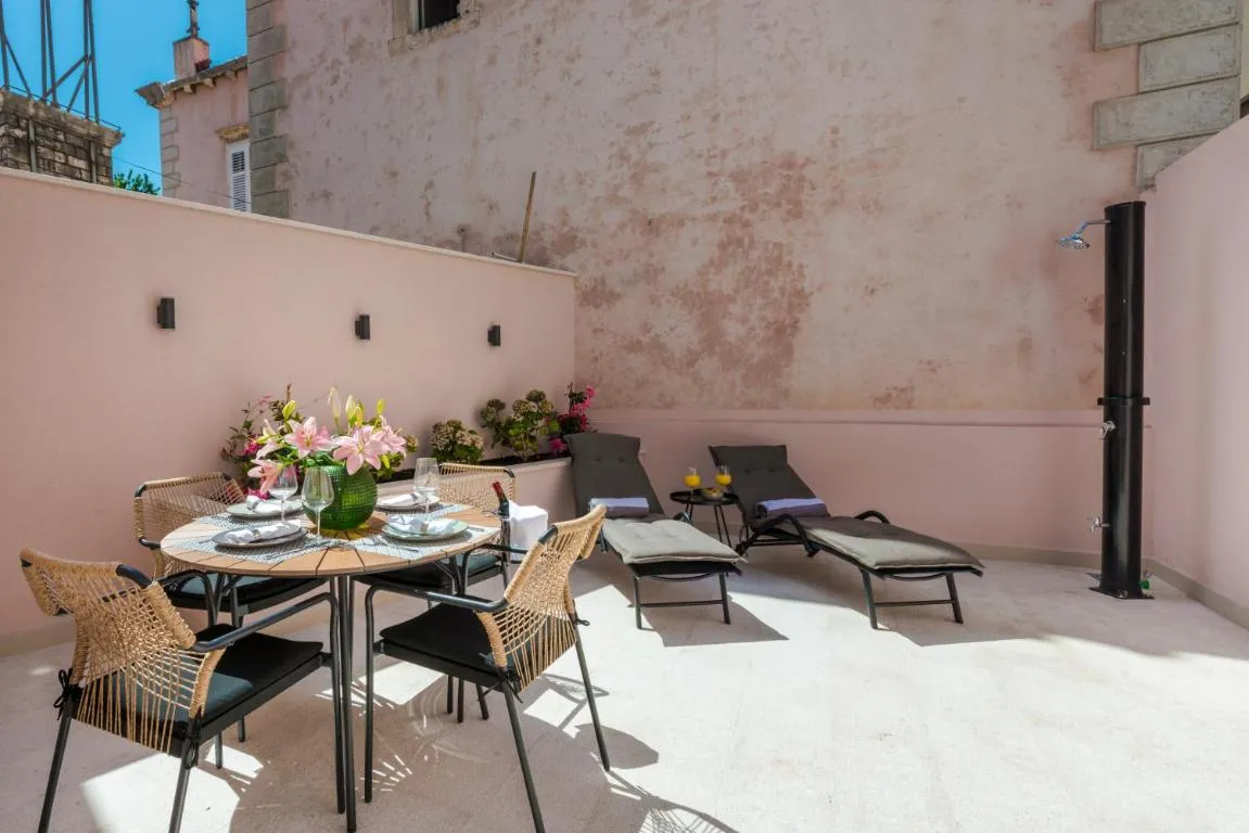 Image of VILLA FLORES LUXURY APARTMENT