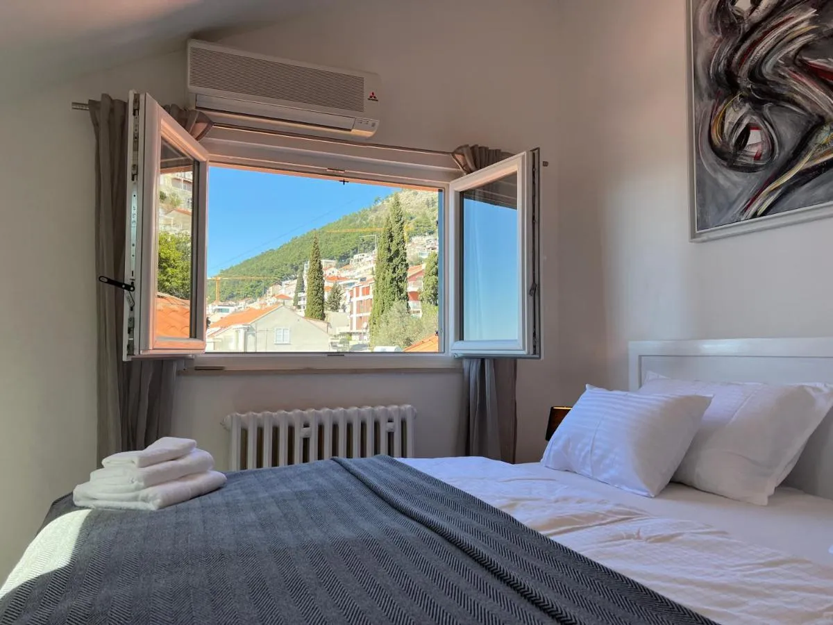 Image 1 of Viewpoint apartment