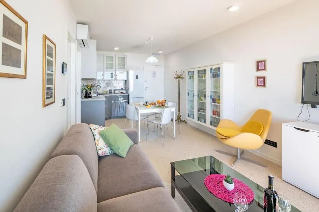 Image 3 of A3 Montovjerna – Panoramic Terrace Getaway