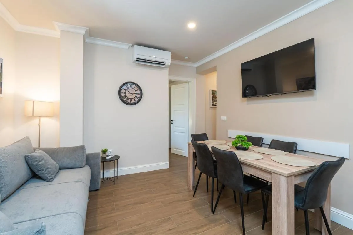 Image 3 of Apartman Palo Alto,free parking