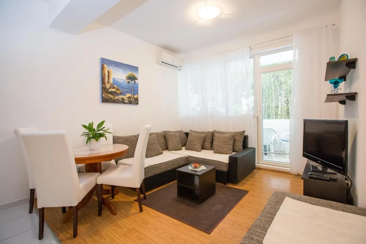 Image 4 of Apartmani Nika Marangun