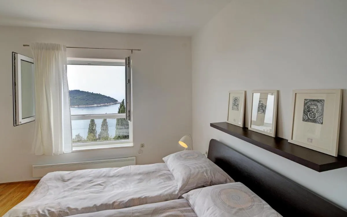 Image 1 of Apartment 330