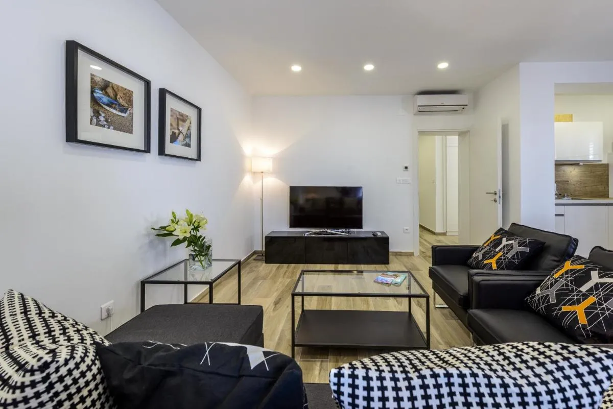 Image 5 of Apartment Allure