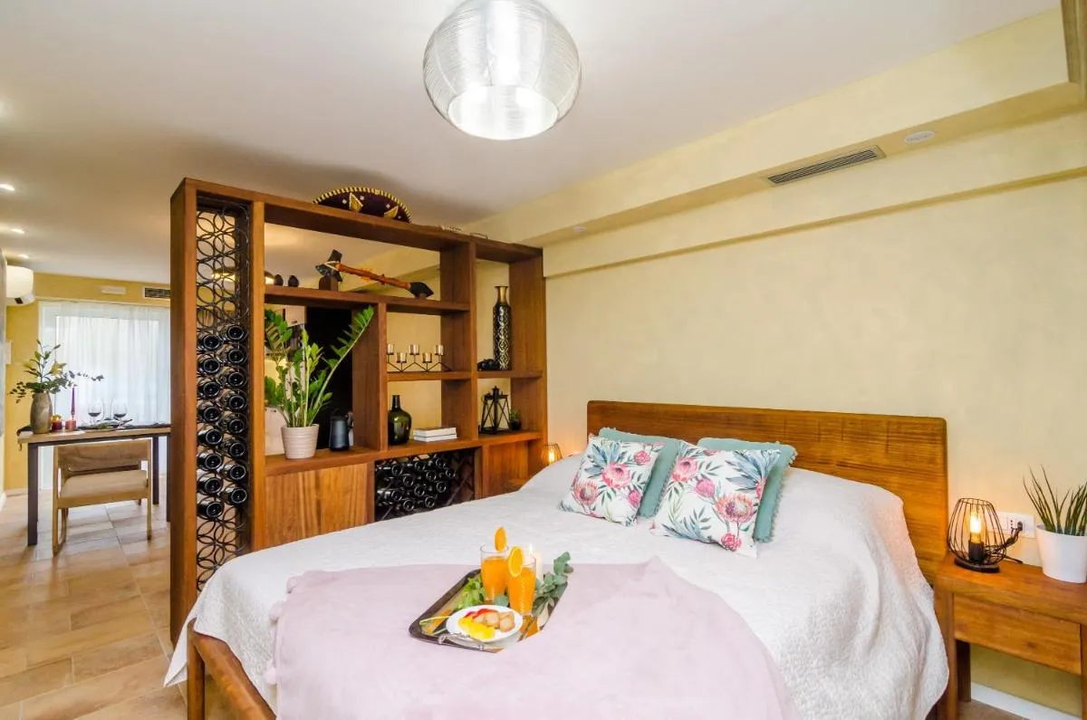 Image 1 of Apartment City Getaway