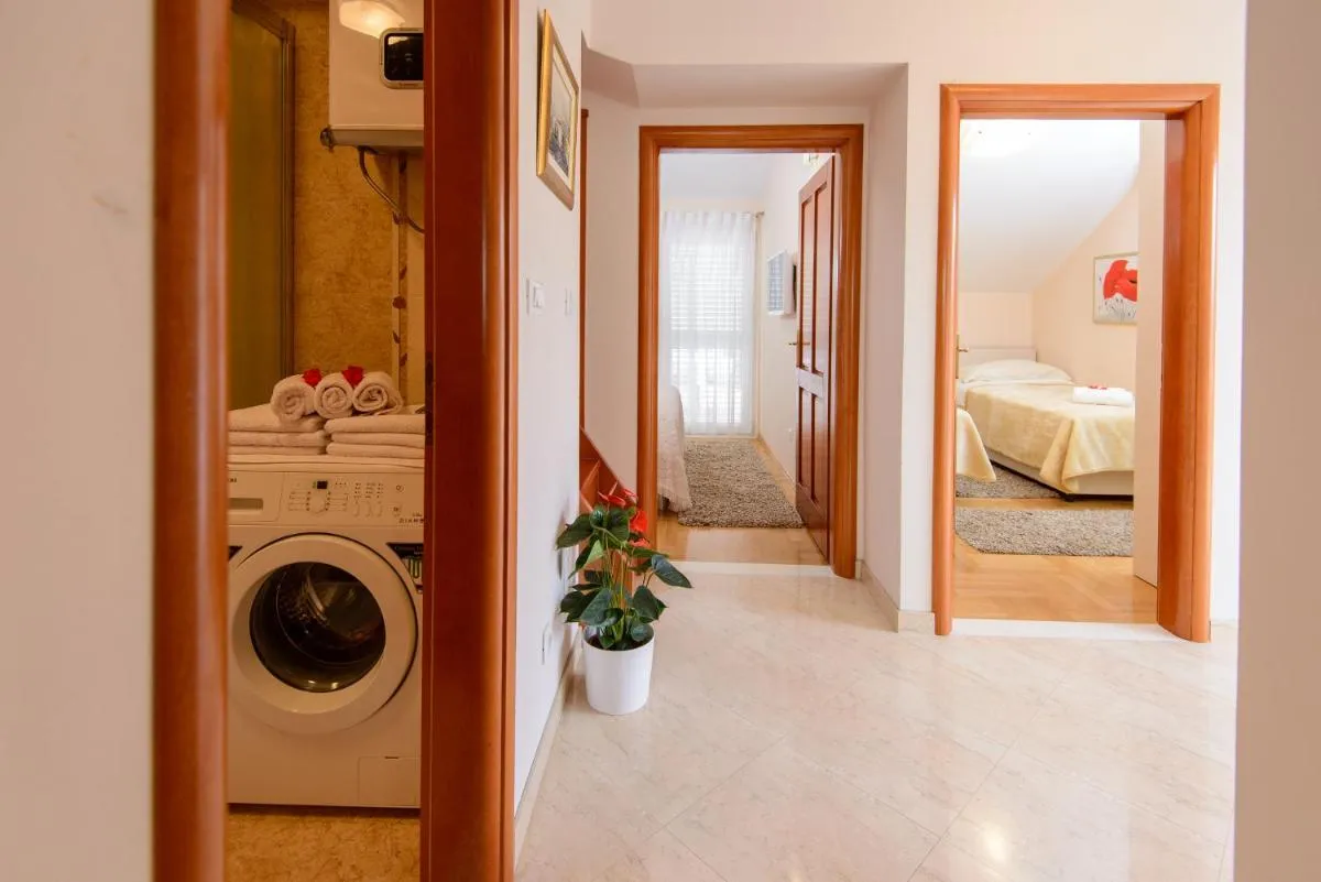 Image 4 of Apartment Denis