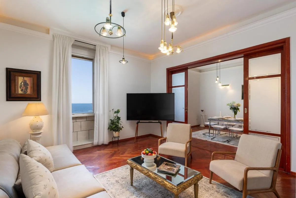 Image 4 of Apartment Dreamscape