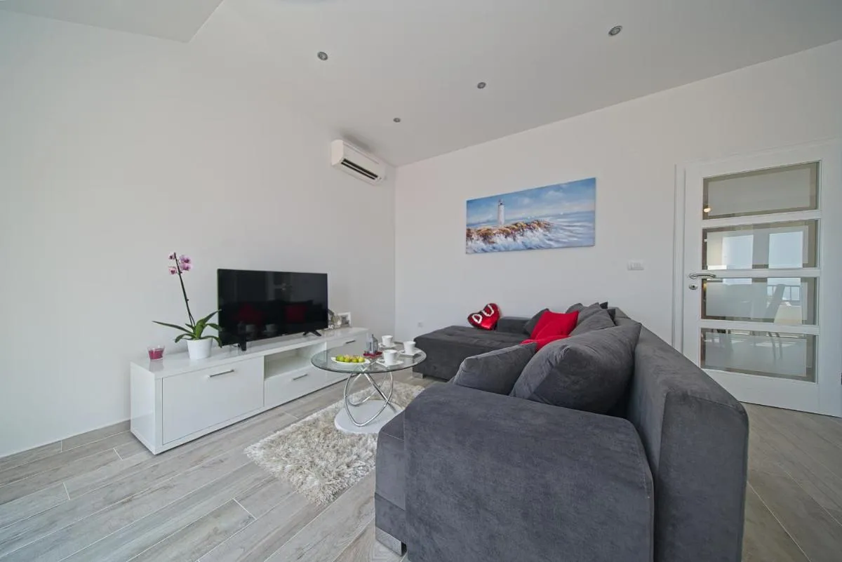 Image 4 of Apartment Dvina