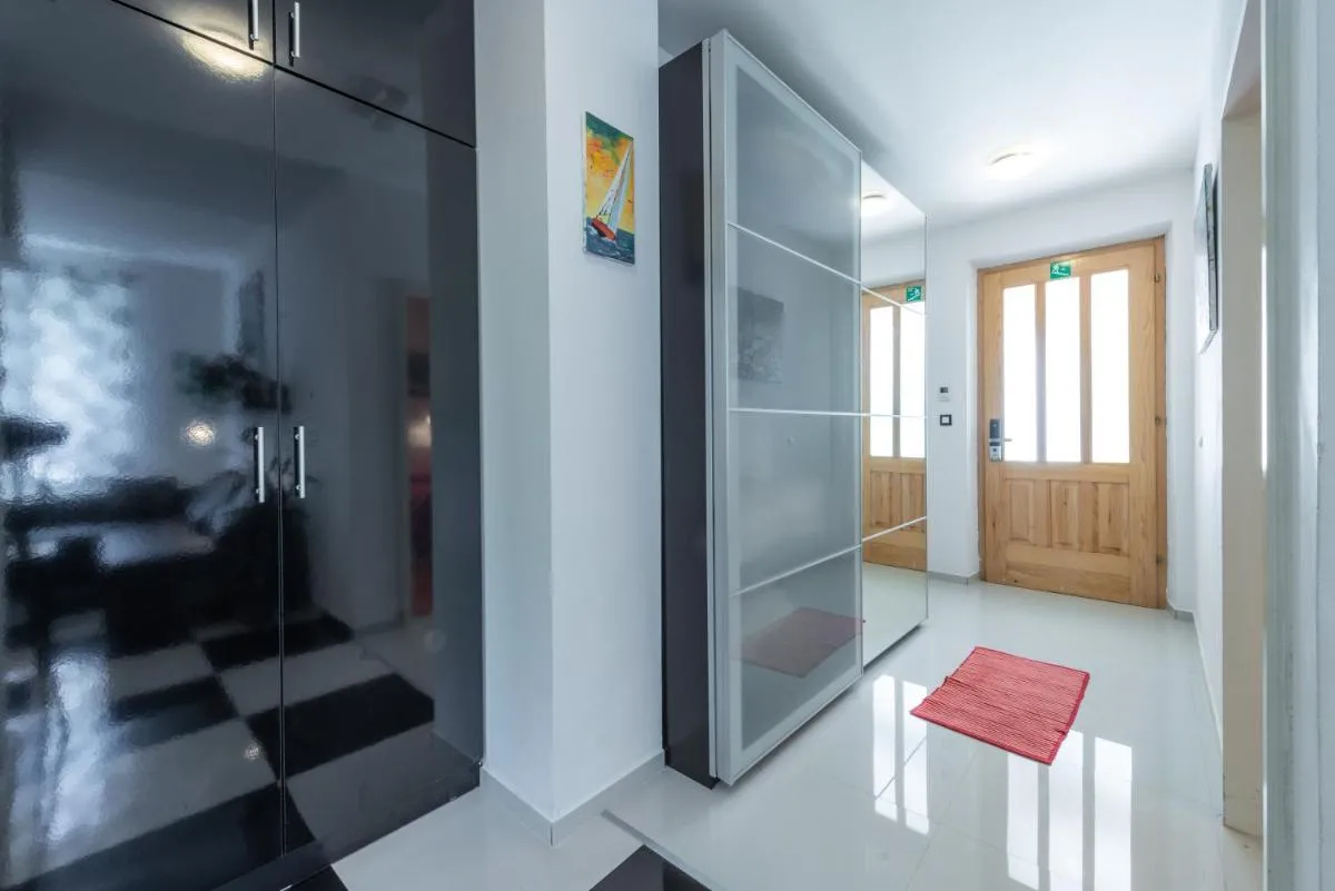 Image 2 of Apartment Giorgio
