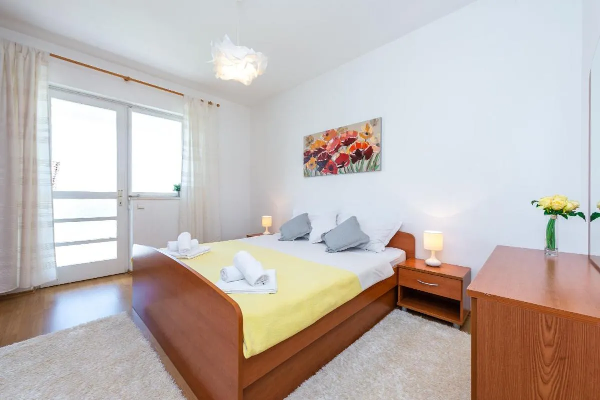 Image 6 of Apartment Jele