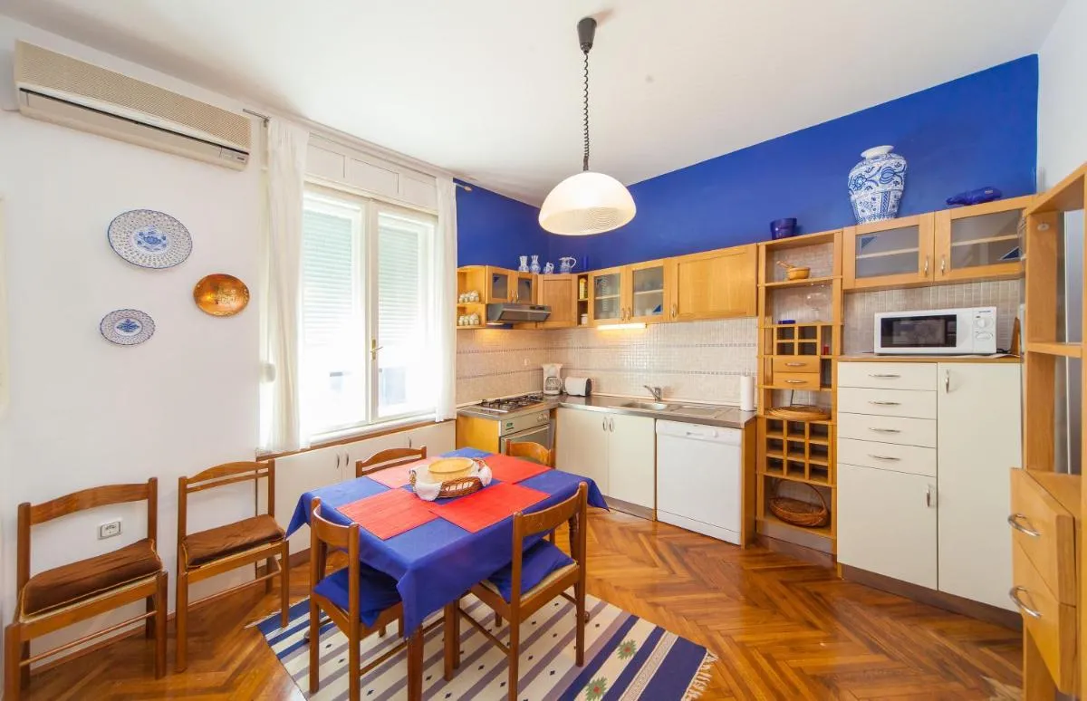 Image 3 of Apartment Katinka