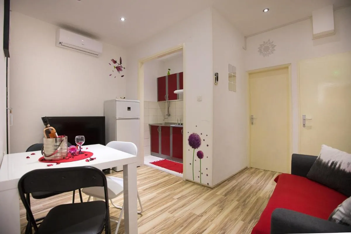 Image 4 of Apartment La Mirage