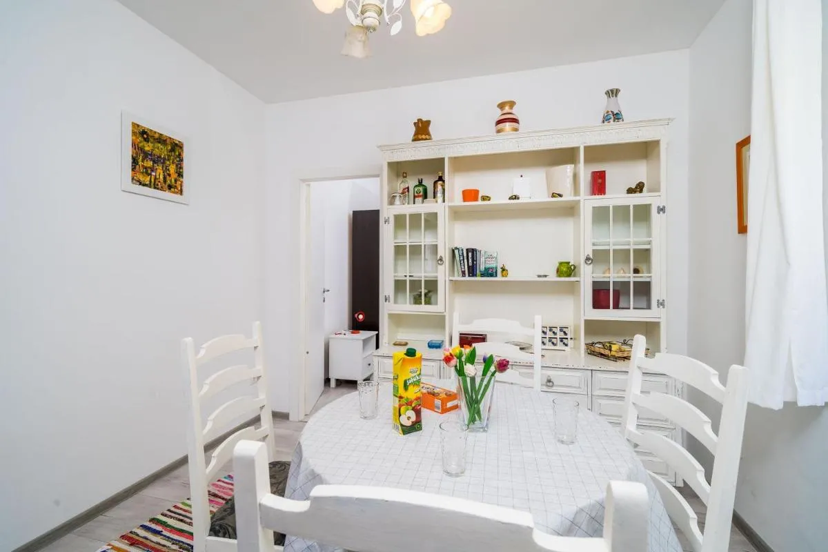 Image 3 of Apartment Luka