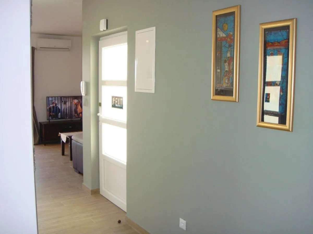 Image 2 of Apartment Marbella