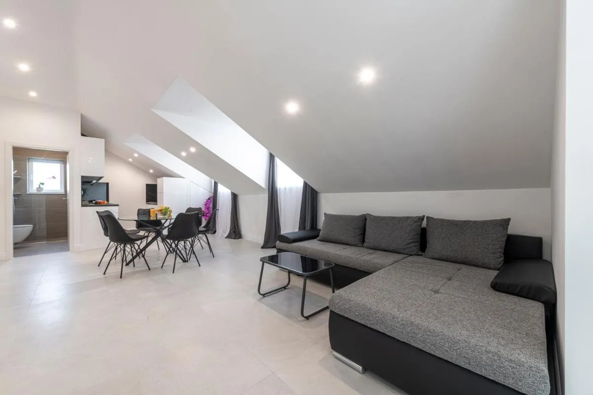 Image 4 of Apartment Meri