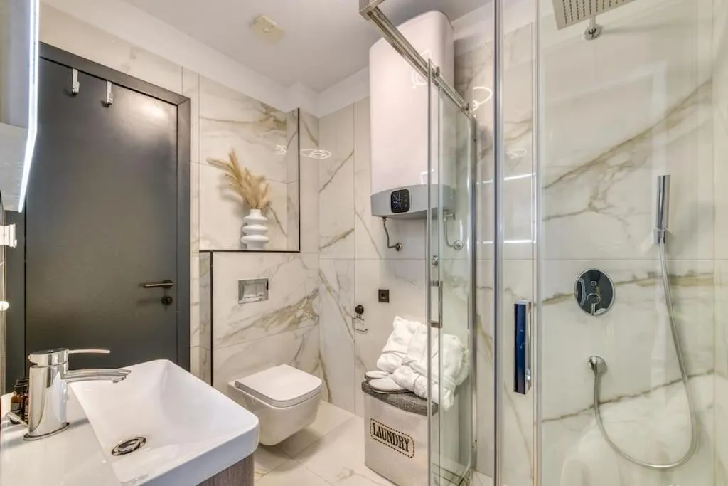 Image 2 of Apartment One B with Heated Private pool