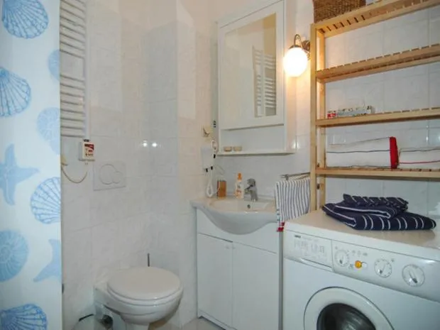 Image 2 of Apartment Royale