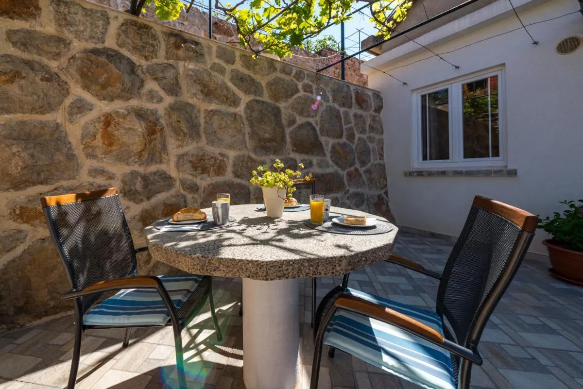 Image 2 of Apartment Ruzica