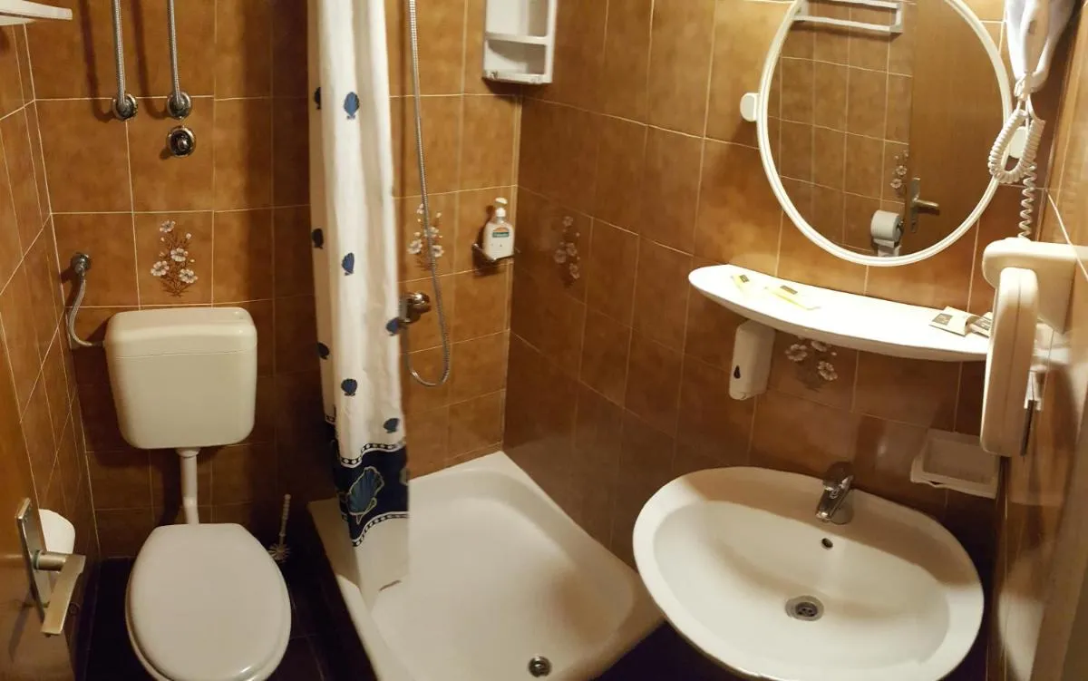 Image 2 of Apartments Bajo – FREE PARKING