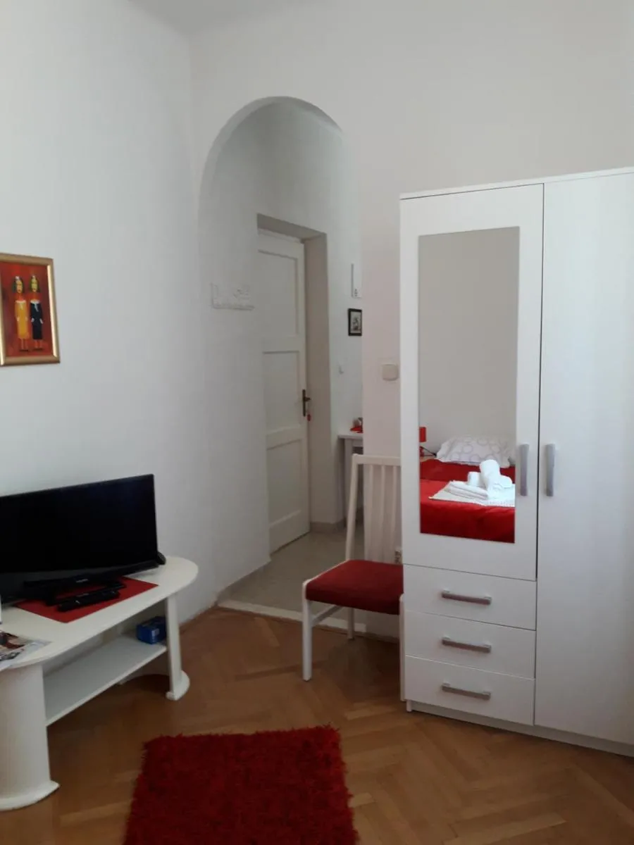 Image 1 of Apartments Eldin