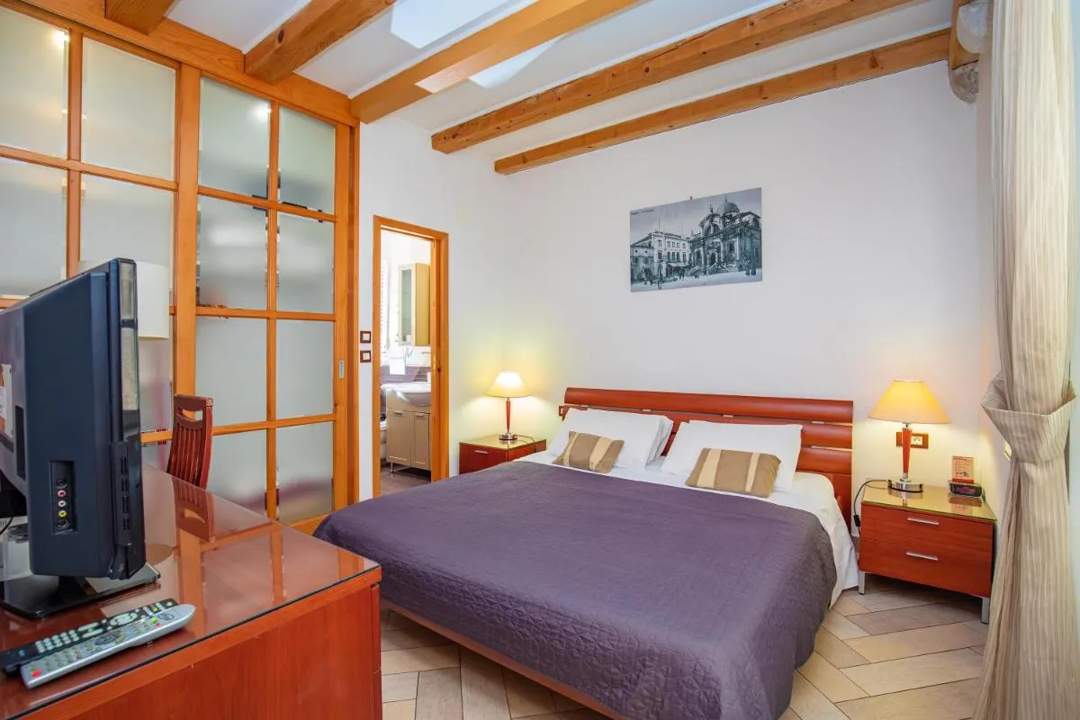 Image 1 of Apartments Espana 1