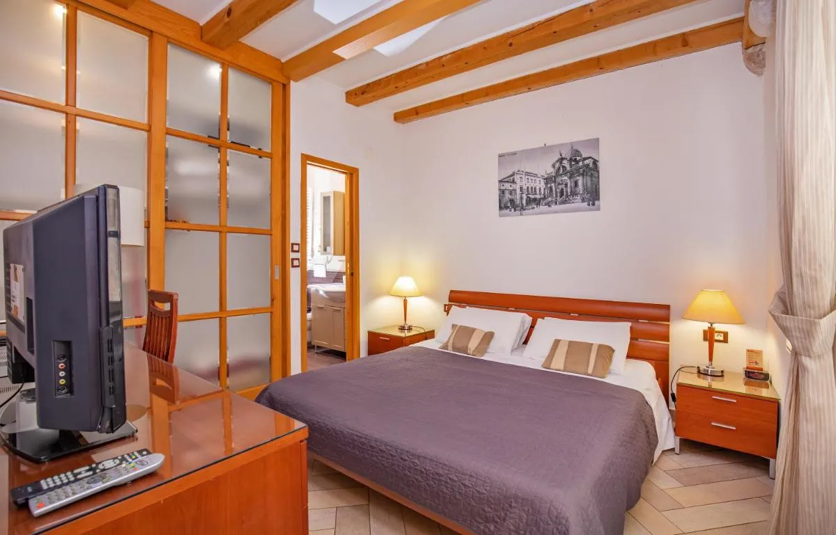 Image 6 of Apartments Espana 1