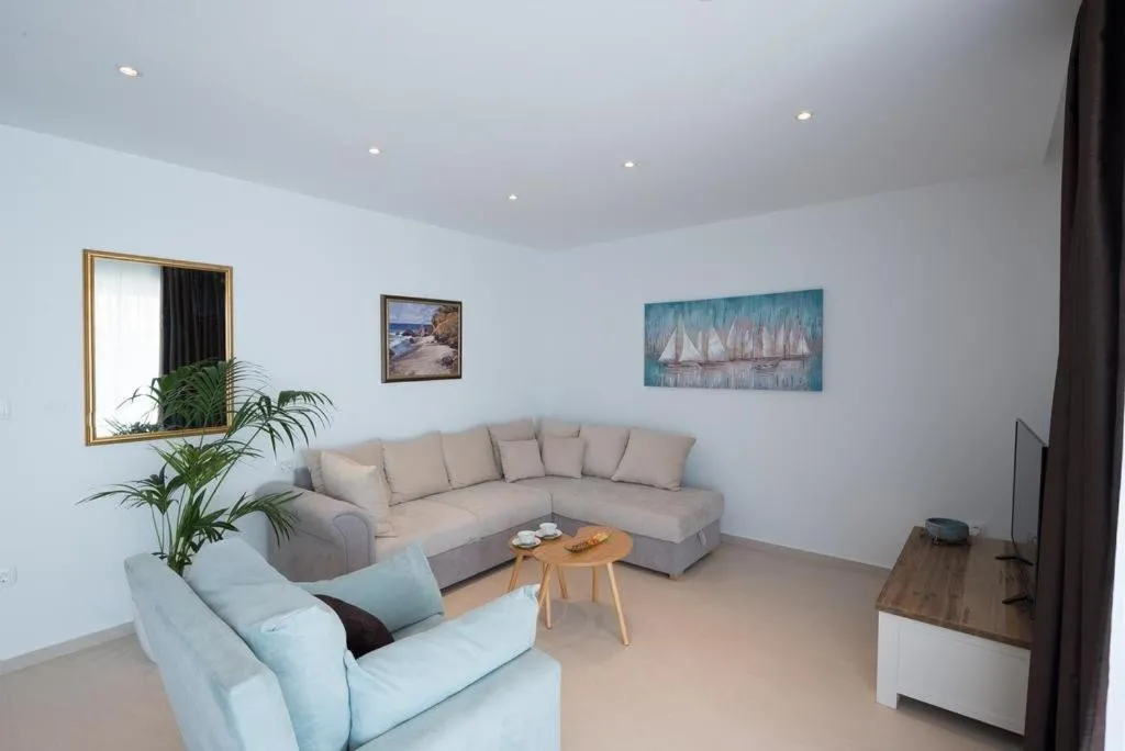 Image 2 of Apartments Horizon