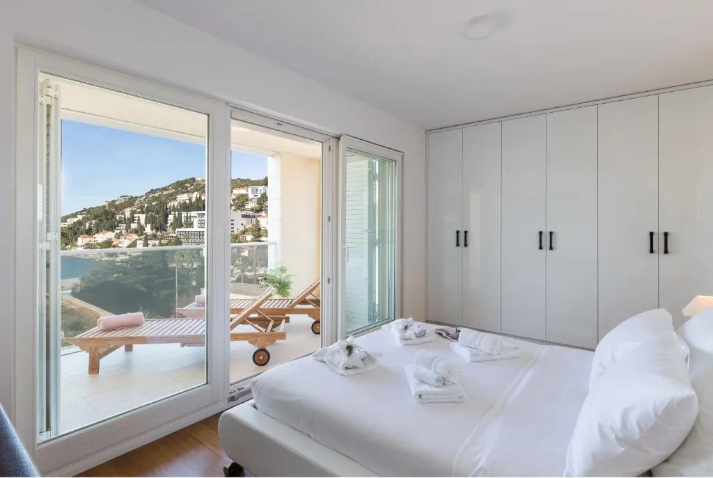 Image of Apartments Nav