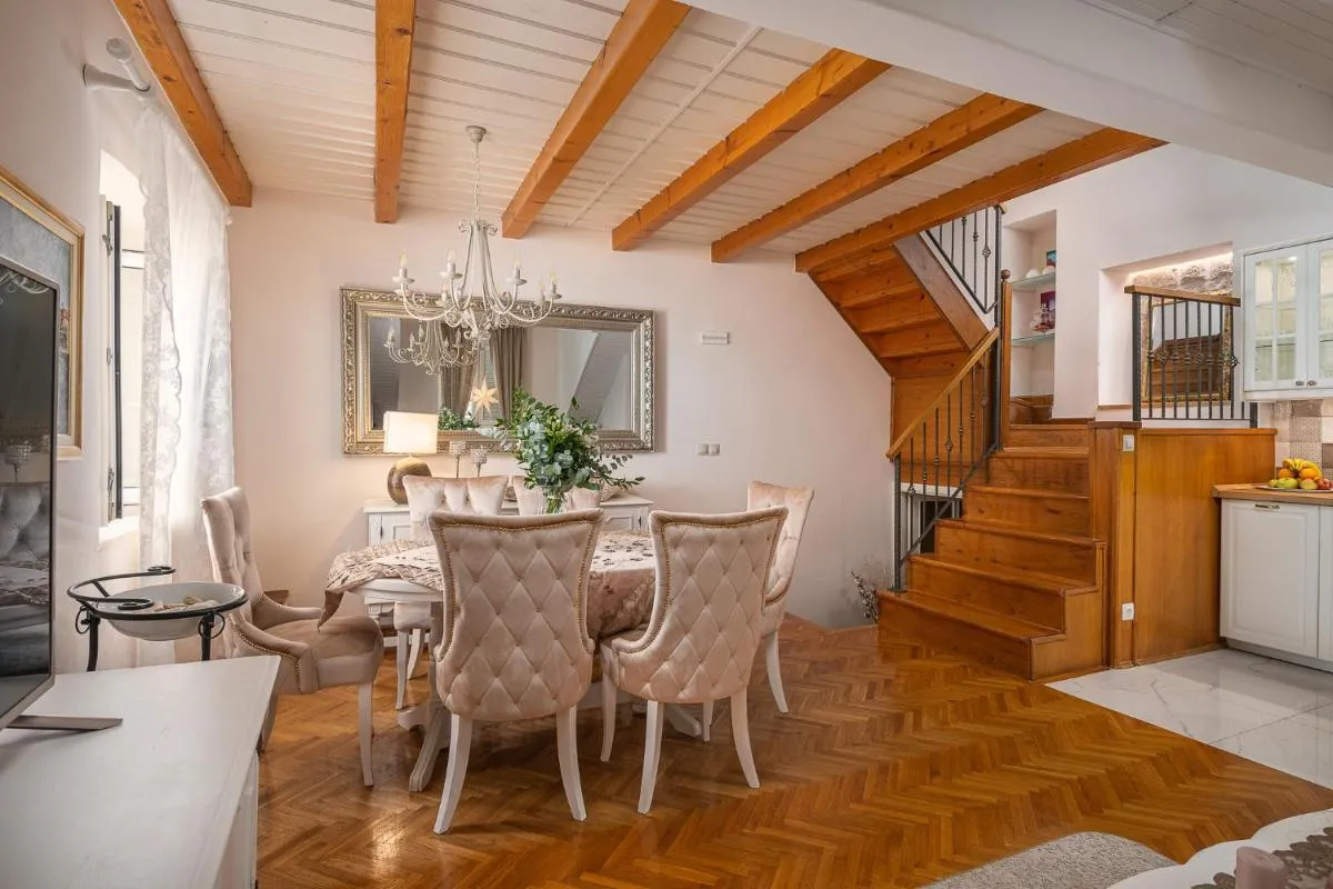 Image 3 of Apartments Perla