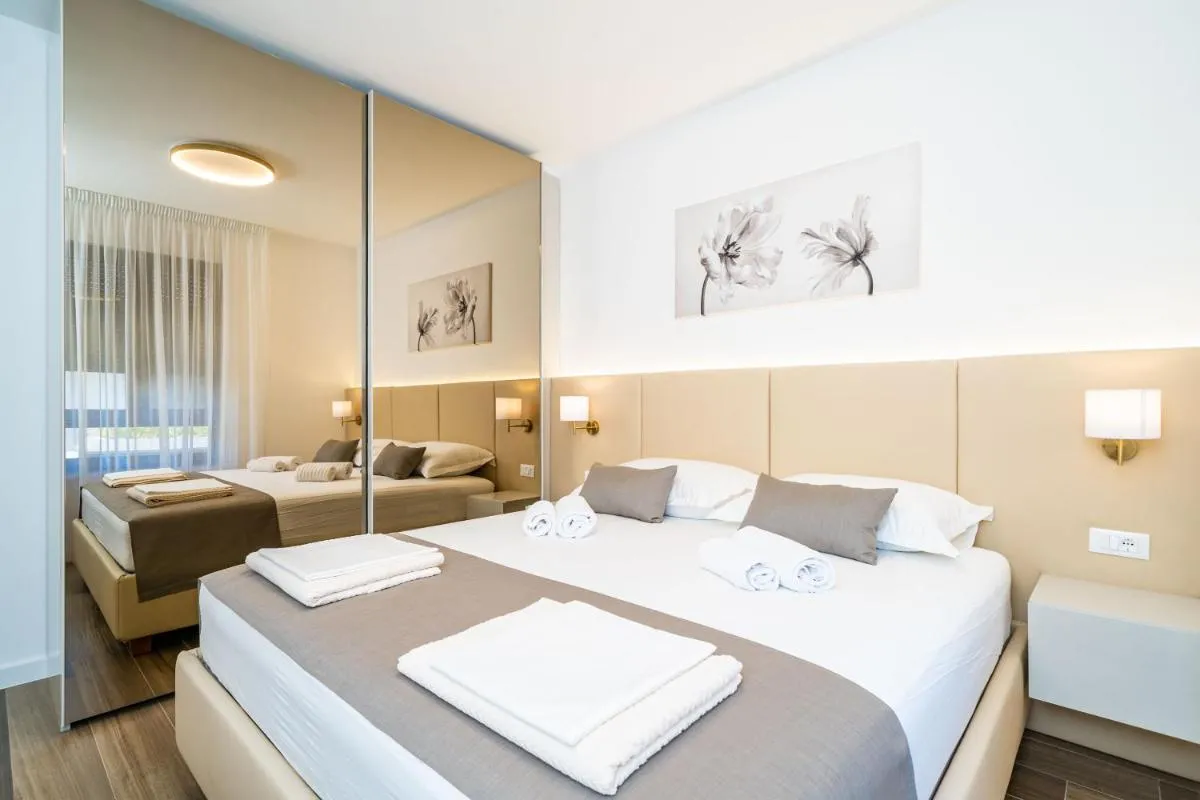 Image 1 of Apartments Zadro